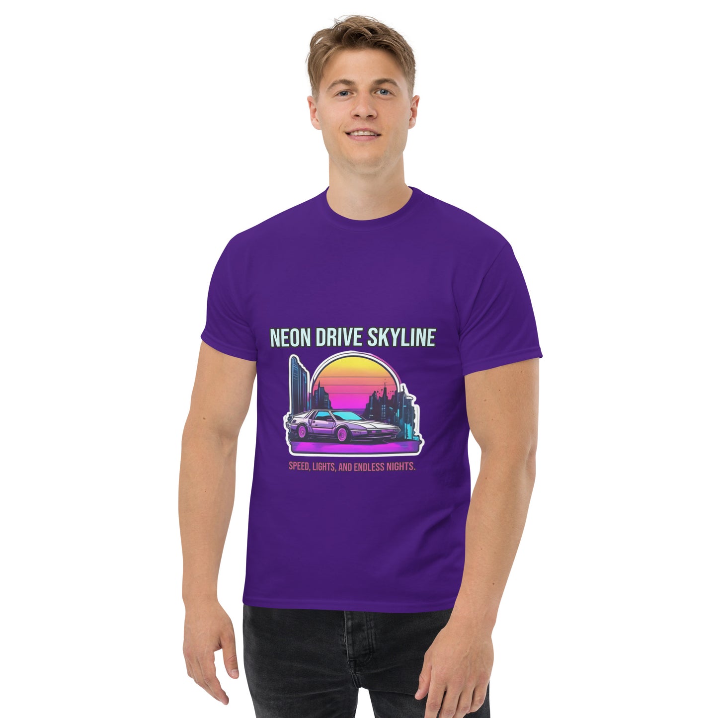 Synthwave T-Shirt mit Neonfarben und Retro-Motiven