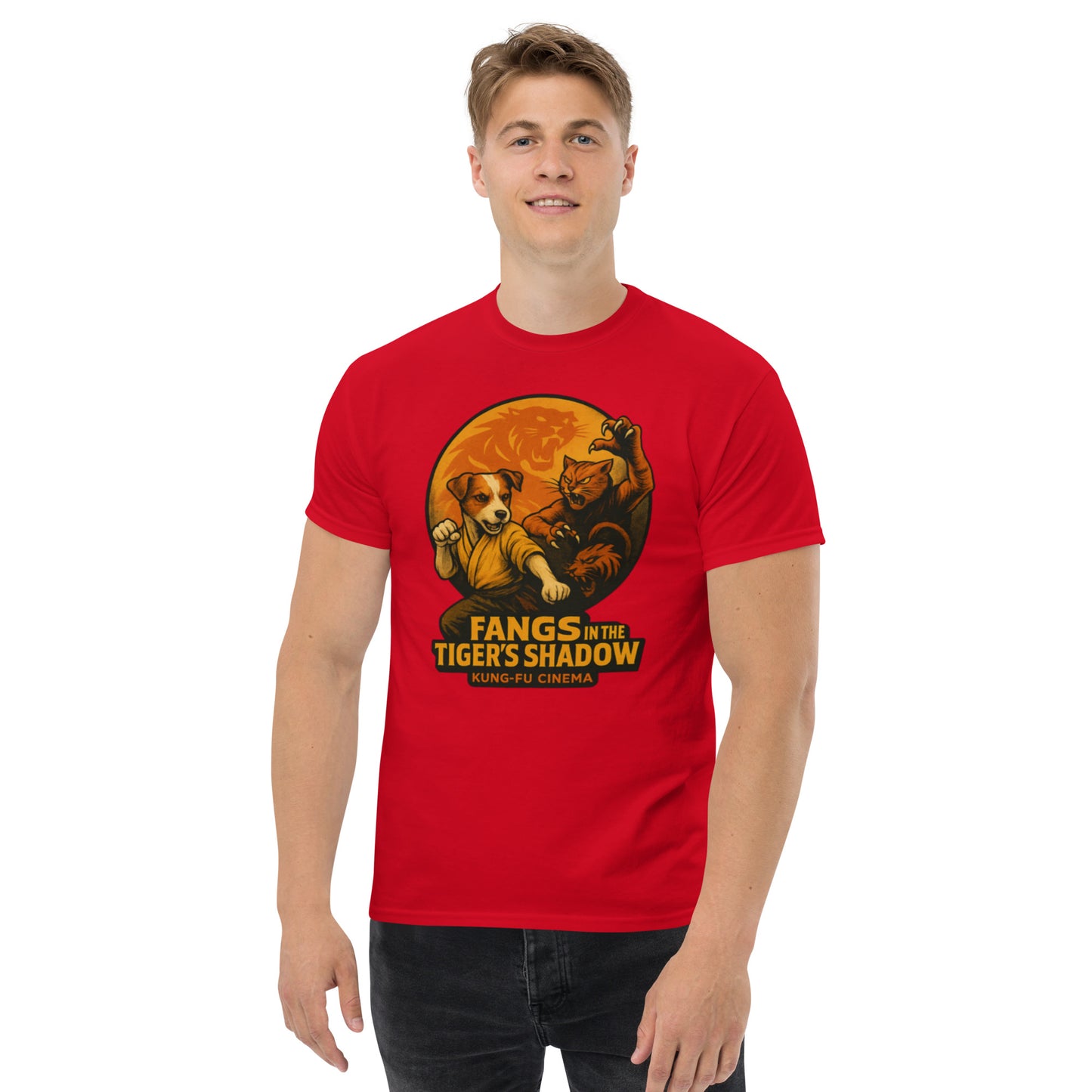 Kung-Fur Cinema Style T-Shirt mit tierischem Martial-Arts Design